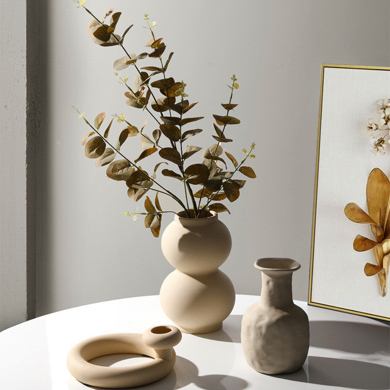 Modern Minimalist Ceramic Vase – Flower Ornaments