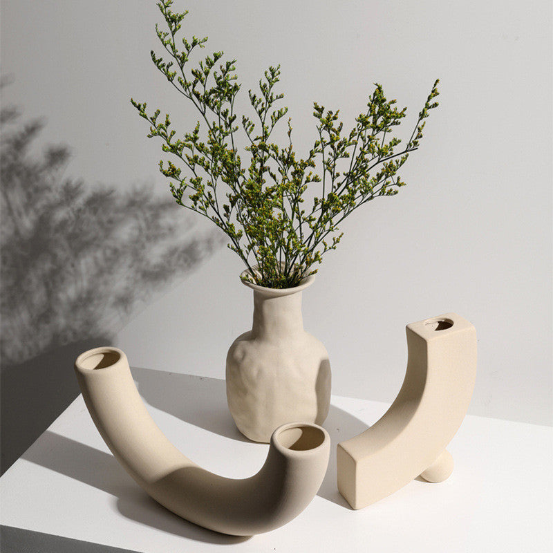 Modern Minimalist Ceramic Vase – Flower Ornaments