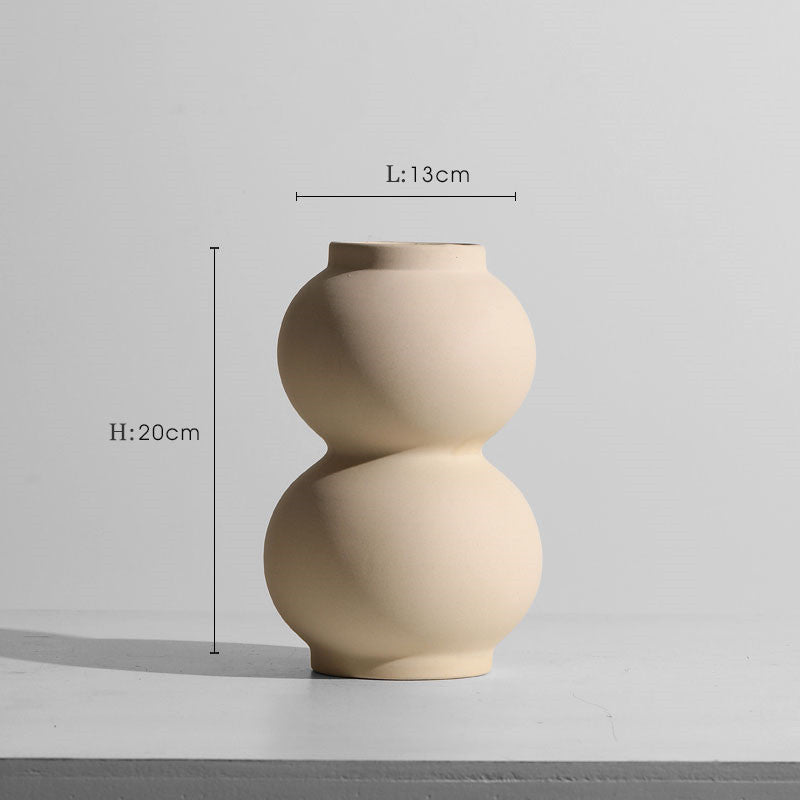 Modern Minimalist Ceramic Vase – Flower Ornaments