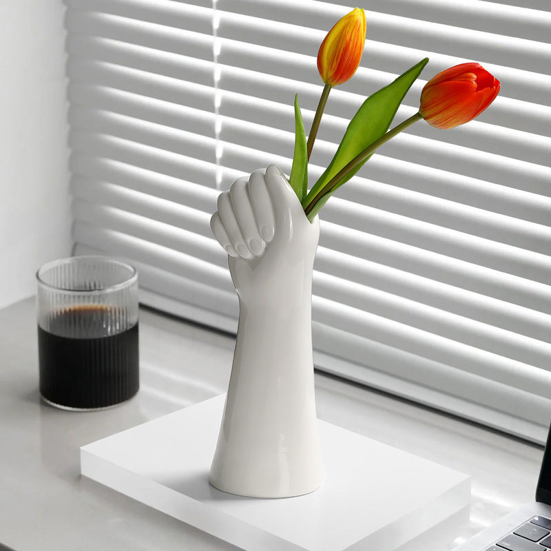 Creative Hand-Shaped Ceramic Vase – Artistic Decorative Ornament