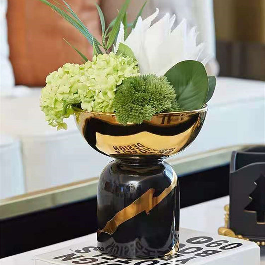 Black Gold Ceramic Plating Vase – Elegant Decoration Ornaments