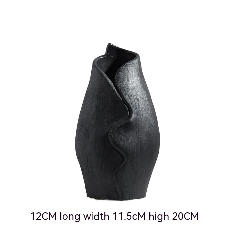 Handmade Brushed Ceramic Vase – Decorative Ornament for Elegant Home Décor