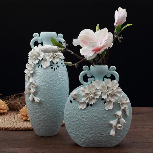 Hand-Held Ceramic Vase Ornament – Flower Arrangement Decor