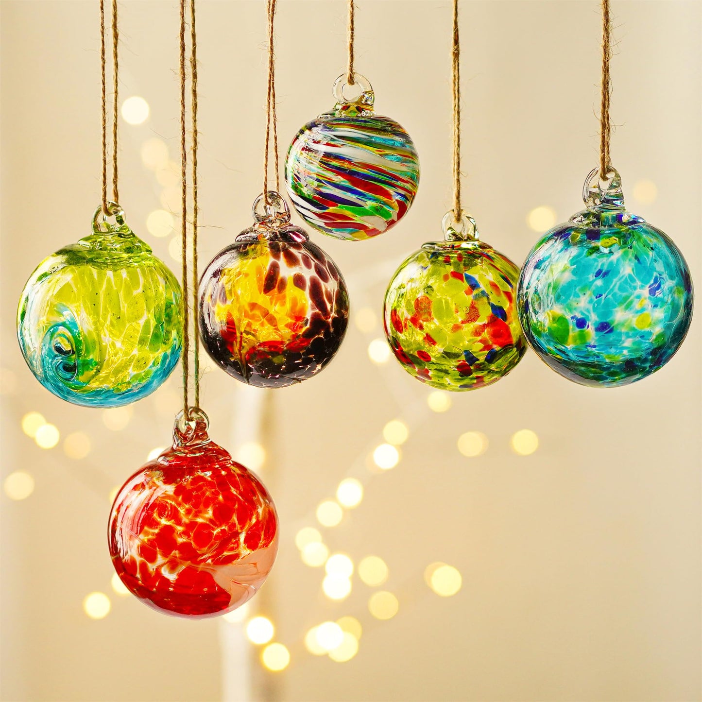 6pcs Hand-Blown Glass Ornaments Balls Glass Christmas Ball Ornaments Hanging Friendship Balls Glass Witches Balls Gazing Balls for Home Window Outdoor Garden Patio Décor