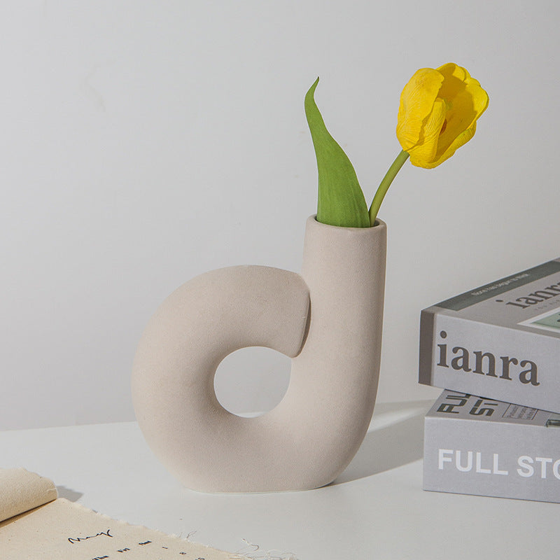 Creative Home Ceramic Vase – Stylish Decorative Ornament for Your Space